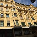 Sunny Apartment