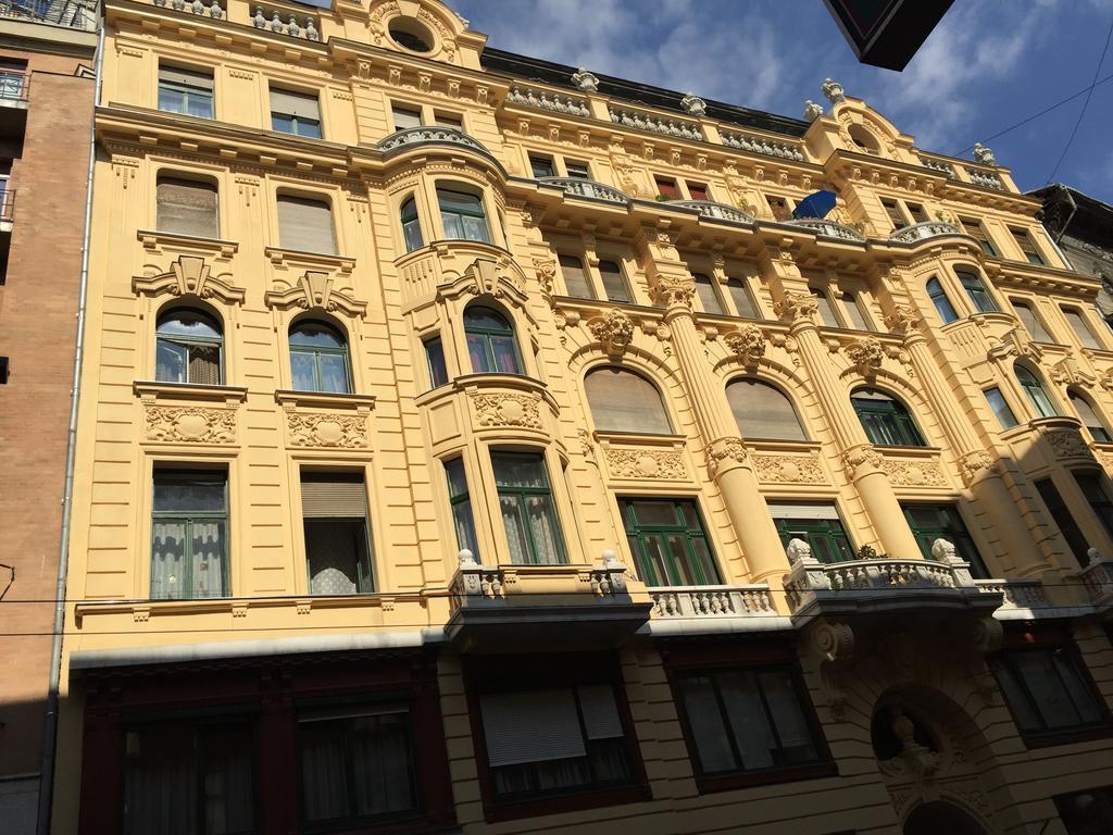Apartment Sunny Budapest
